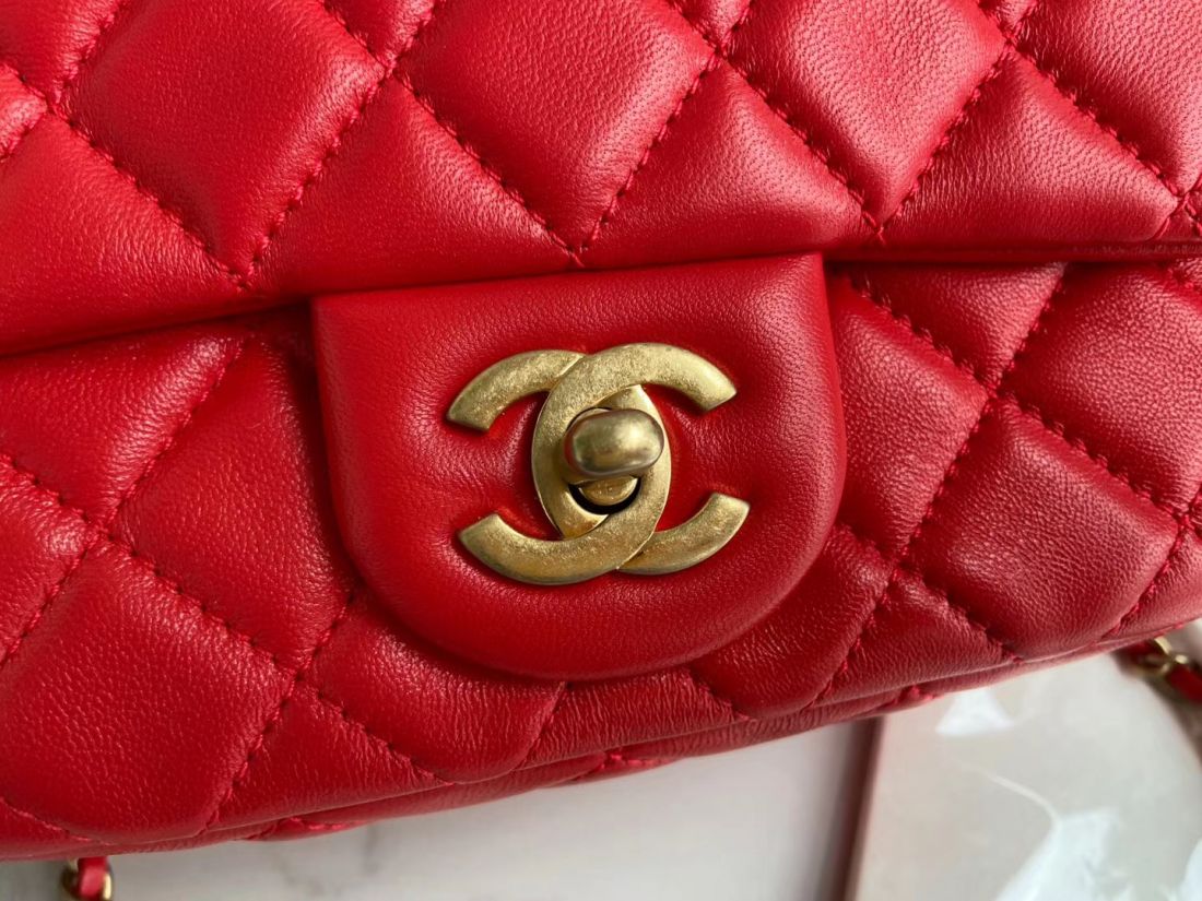 CHANEL Shoulder Flap Bag 18 cm