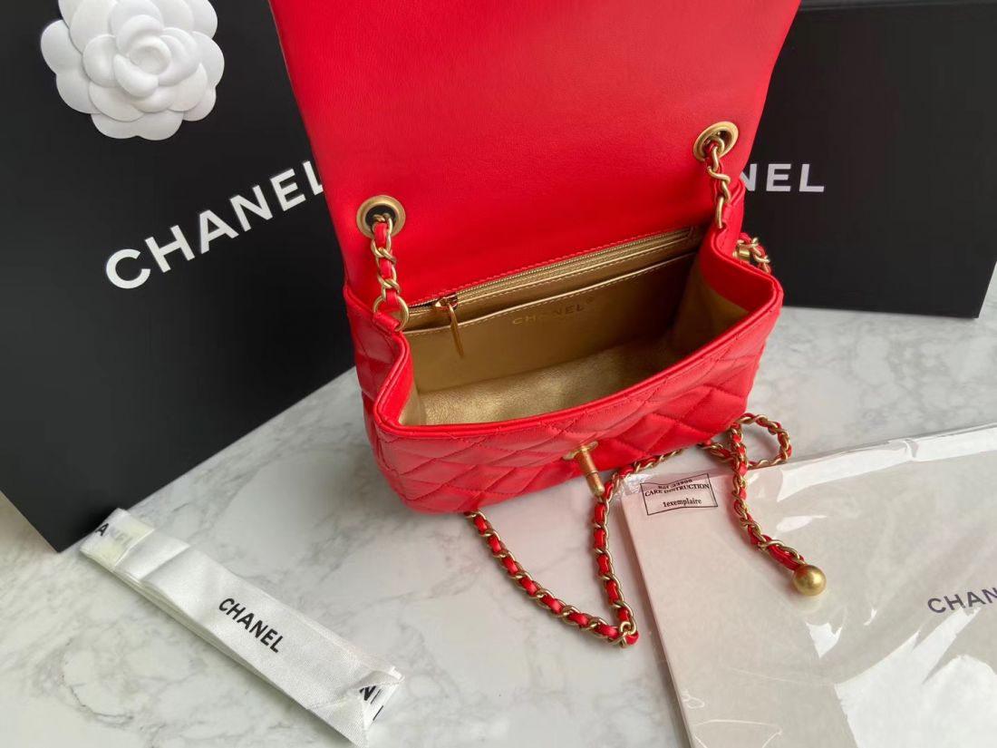CHANEL Shoulder Flap Bag 18 cm