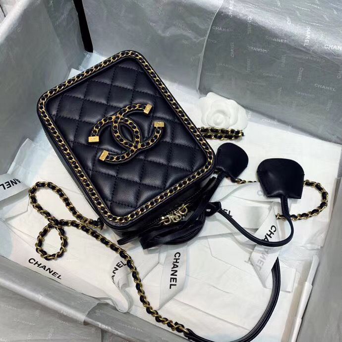 Клатч Chanel 19 cm