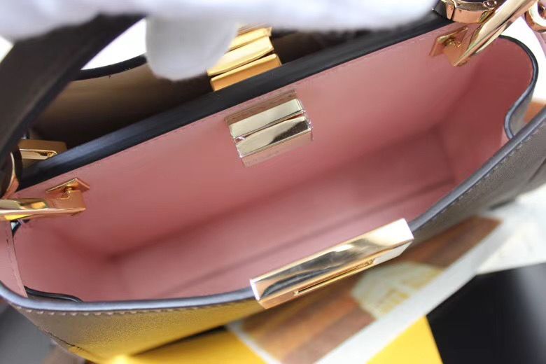 FENDI PEEK-A-BOO 27 cm