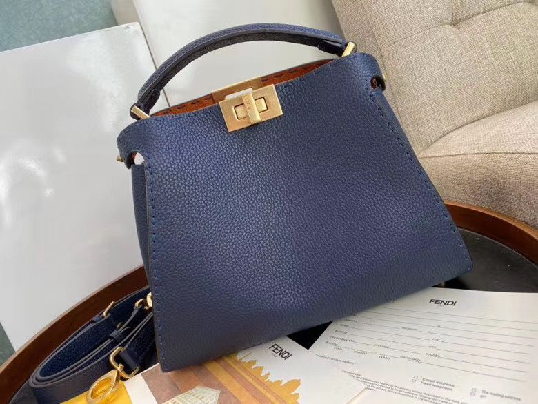 FENDI PEEK-A-BOO 27 cm