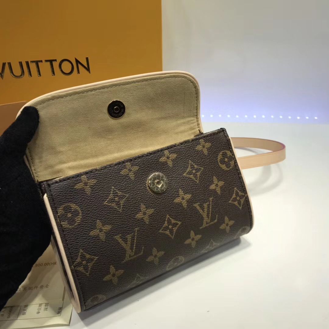 Поясная сумка Louis Vuitton Monogram Canvas