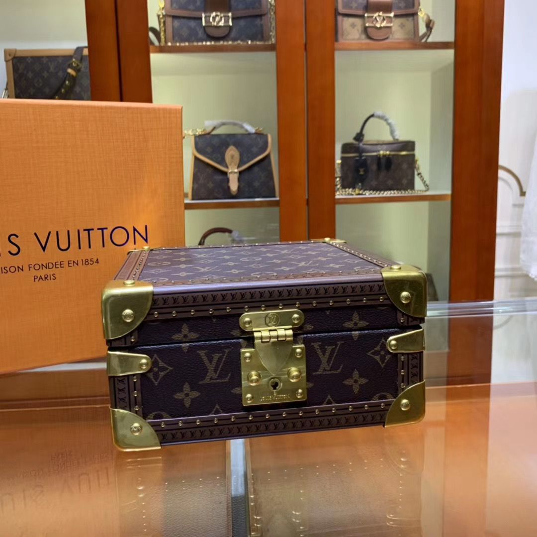 Сундучок для украшений Louis Vuitton