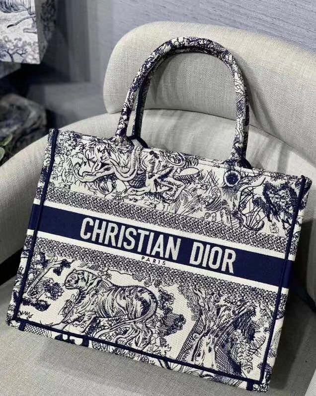 Dior Book Tote 36 cm