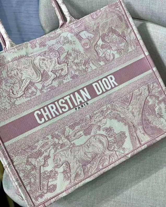 Dior Book Tote 41 cm