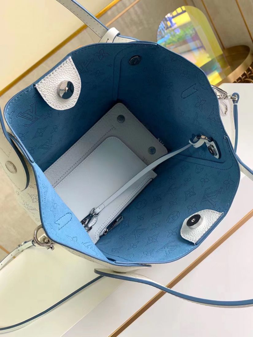Louis Vuitton Hina PM
