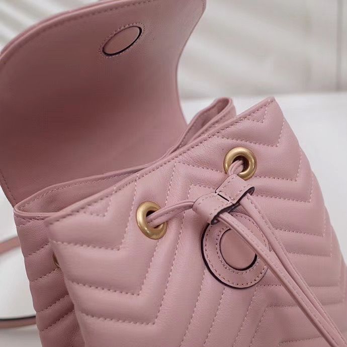 Стёганный мини рюкзак Gucci Marmont GG 21 cm