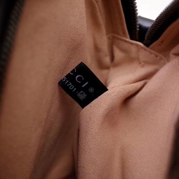 Gucci Marmont GG 18 cm