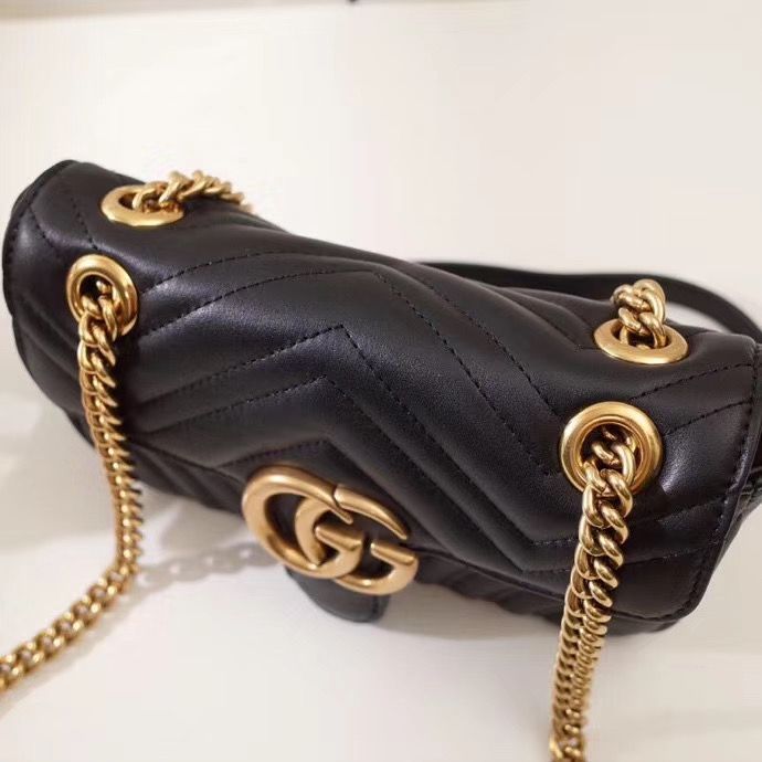 Gucci Marmont GG 22 cm