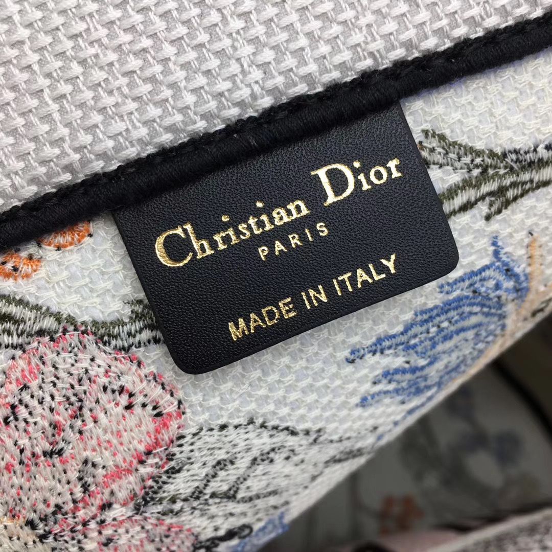 Dior Tote Book 41 cm