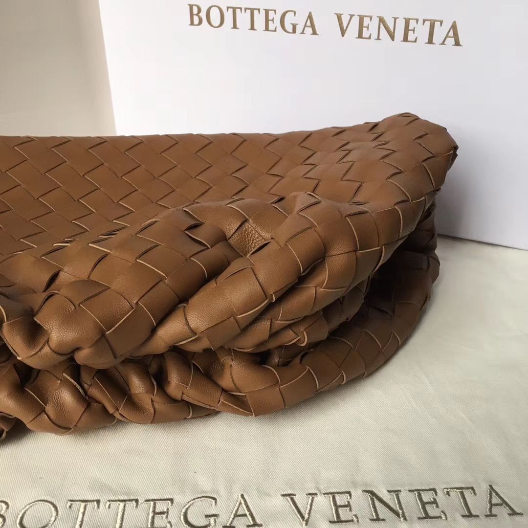 Bottega Veneta The Pouch 40 cm