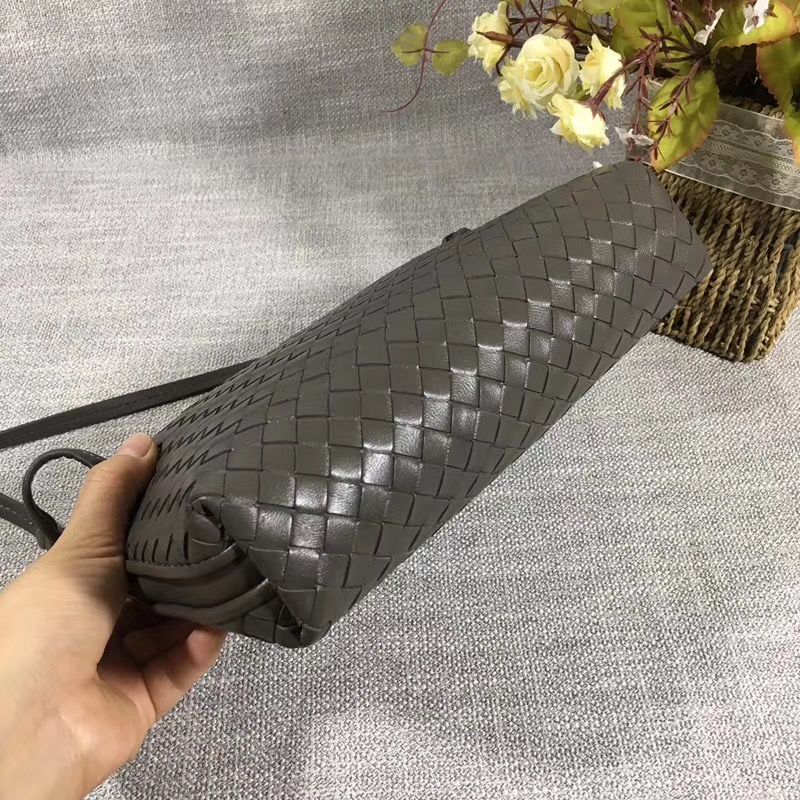 Bottega Veneta 23 cm на одном замке
