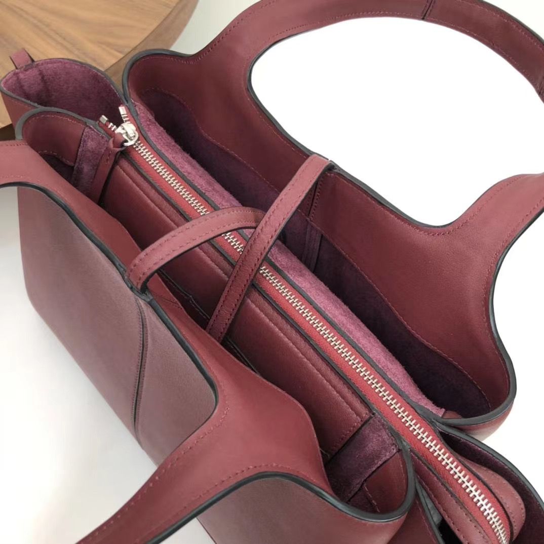 Celine Tri-Fold 31 cm