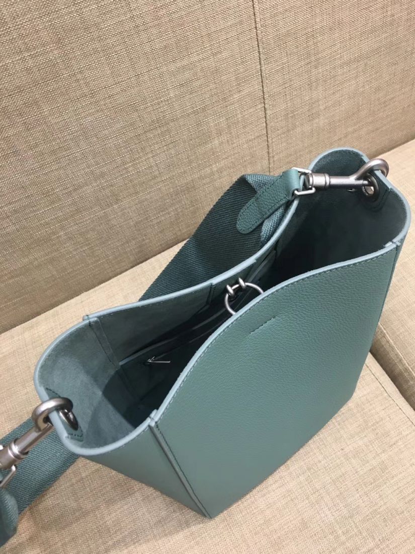 Celine Seausangle 25 cm