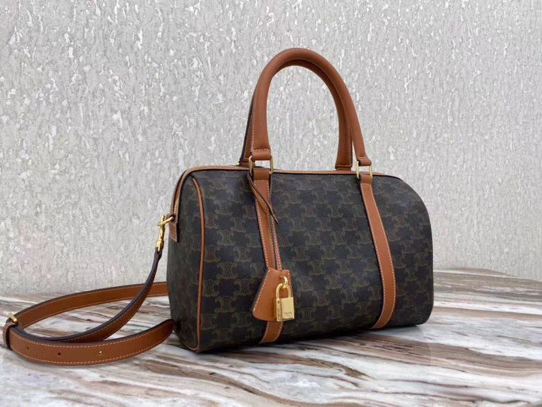 Celine Triomphe 31 cm