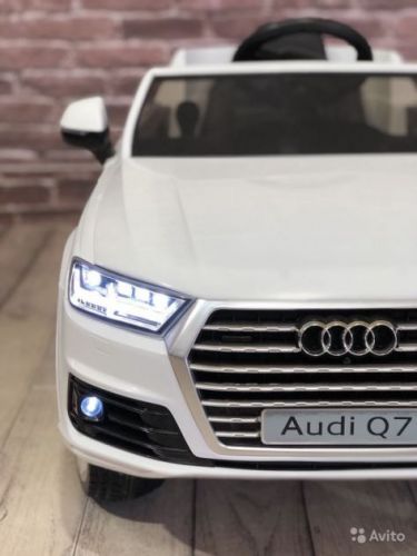 Электромобиль Audi Q7 лицензия