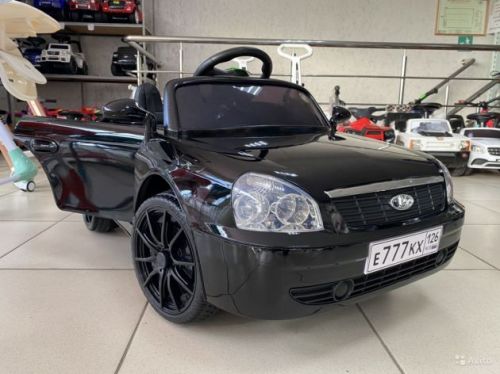 Электромобиль LADA Pirora седан