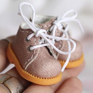 Ботиночки для Блайз пудровые на шнурочках 3.5 см