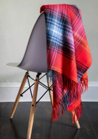 Легкий шотландский плед, тартан ЛОККЭРРОН РУБИНОВЫЙ LOCHCARRON RUBY TARTAN LAMBSWOOL BLANKET, плотность 6.