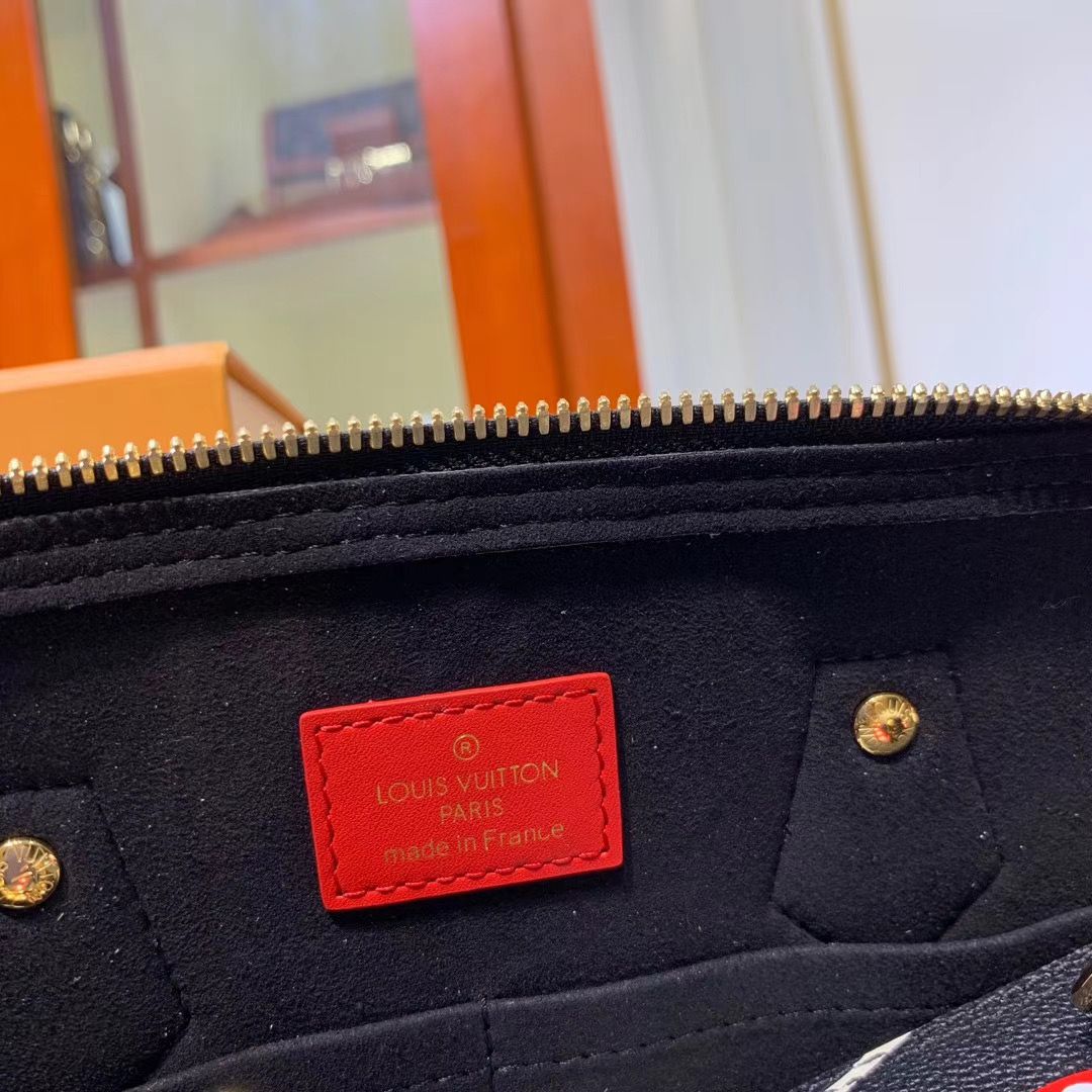 Louis Vuitton Neo Alma 32 cm