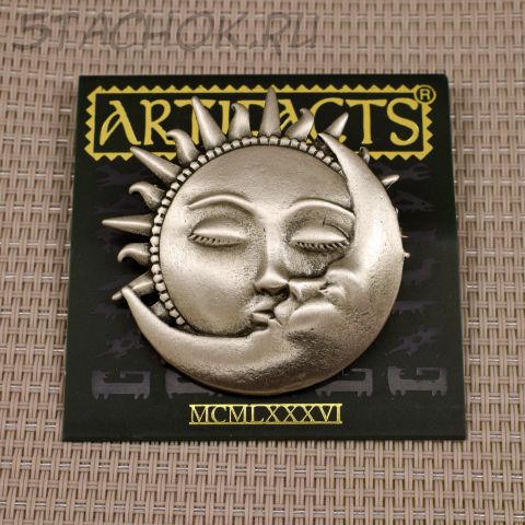 Брошь "Поцелуй небесных светил" (JJ США)