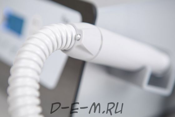 FeetLiner Flex аппарат для педикюра с пылесосом и подсветкой