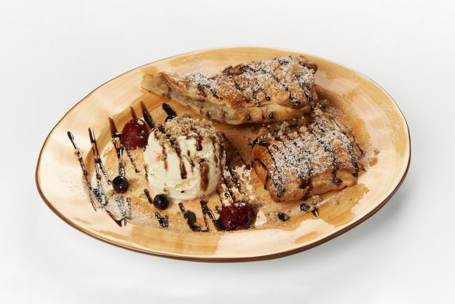 Штрудель с мороженым