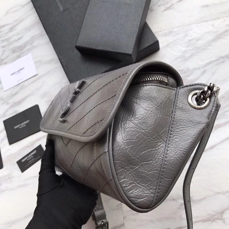 YSL Niki body bag 28 cm