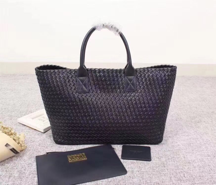 Bottega Veneta Cabat 40 cm