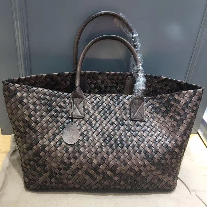 Bottega Veneta Cabat 40 cm