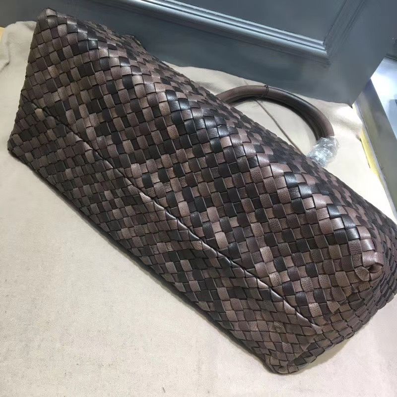 Bottega Veneta Cabat 40 cm