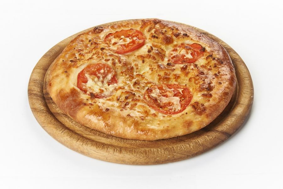 Хачапури  с томатами и сыром