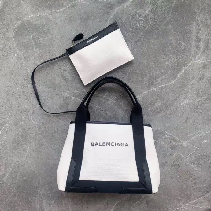 Balenciaga 30 cm