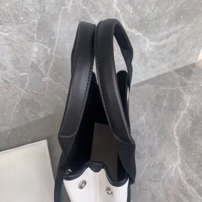 Balenciaga 25 cm