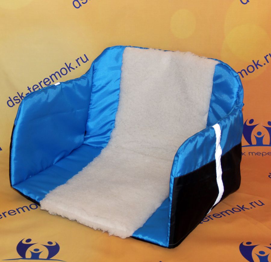 Матрасик с мехом к санкам на колесах