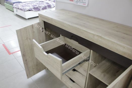 Тумба Соренто с 4 ящиками и 2 дверцами Дуб Стирлинг  (спальня)