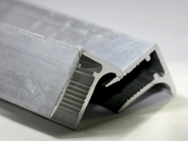 Алюминиевый торцевой профиль