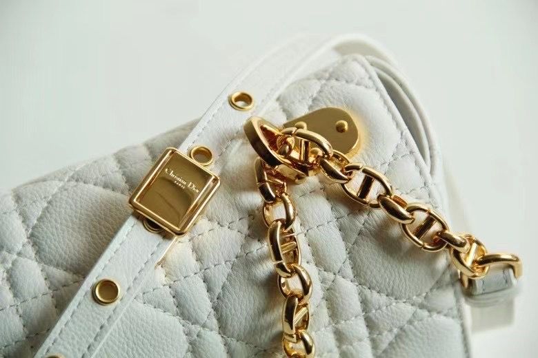 Dior Montaigne30 28 cm