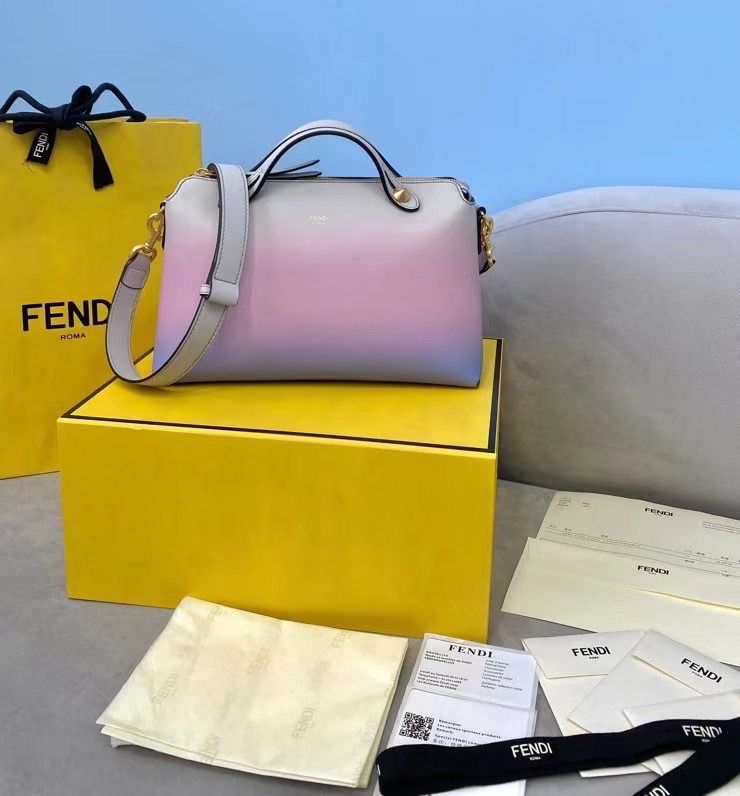 Fendi By the Way 28x17x14 cm
