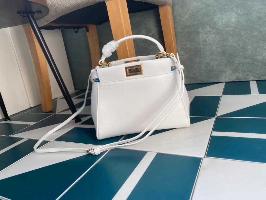 Fendi Peek-a-boo 23 cm