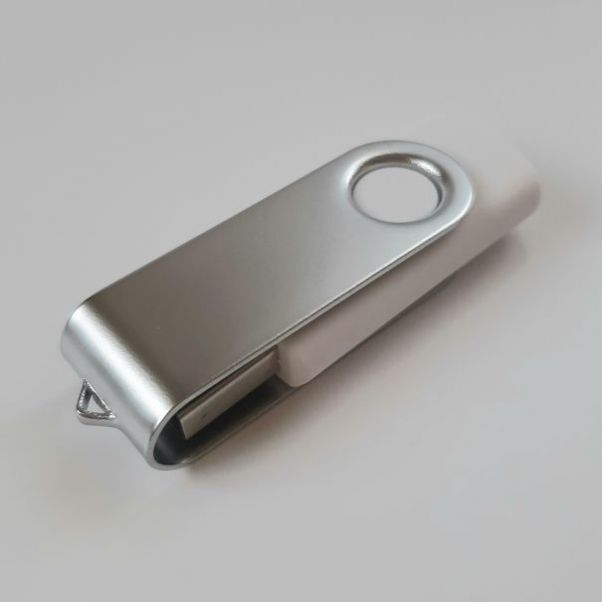 Флешки Twist 8 Gb белые