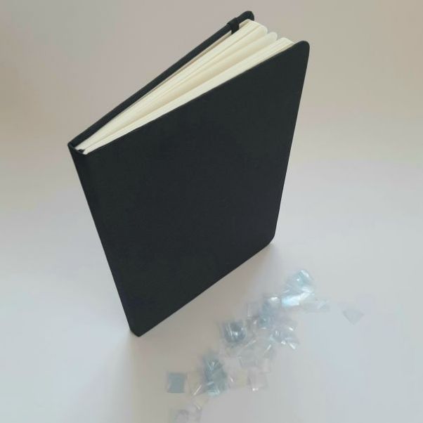 Эко блокнот из RPET Mivaz черный