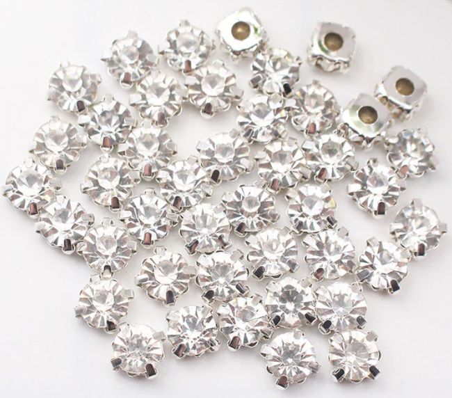 Стразы пришивные в цапах стекло SS16 (4 мм), упаковка 100 штук (SmilB-SS16/silver-crystal)