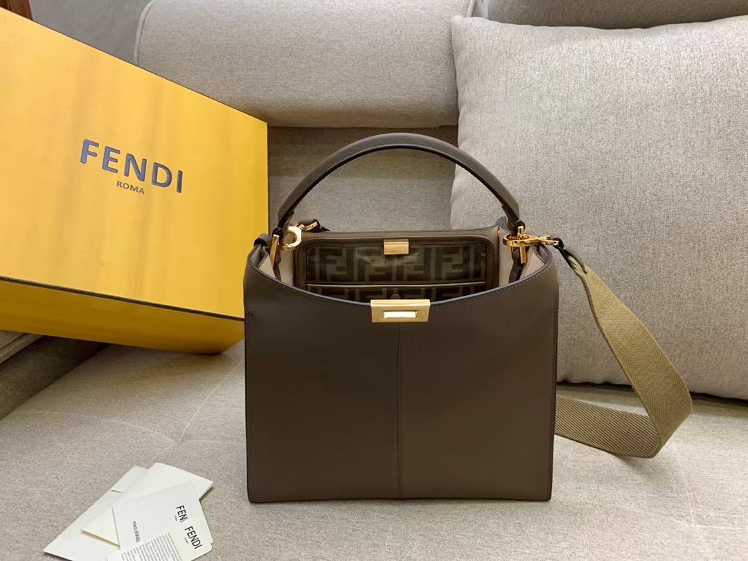 Fendi Peek-a-boo X-Lite 30 cm