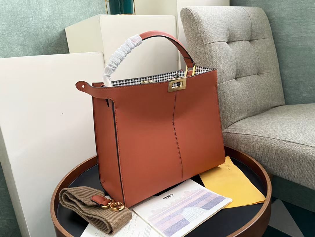 Fendi Peek-a-boo X-Lite 30х25х14 cm