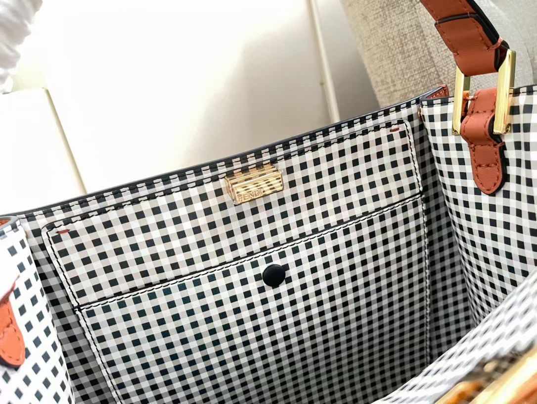 Fendi Peek-a-boo X-Lite 30х25х14 cm