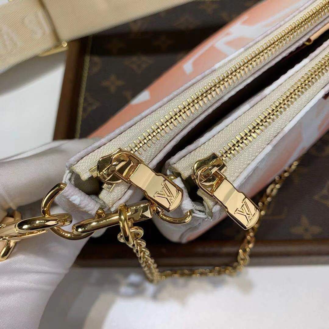 Louis Vuitton Multy Pochette