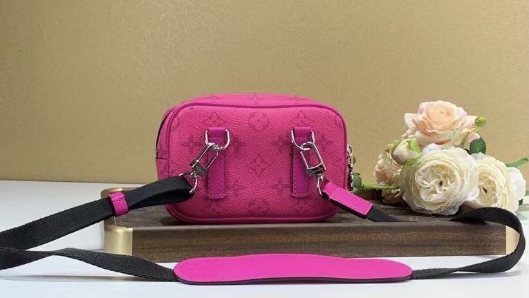 Louis Vuitton 15x9x7cm