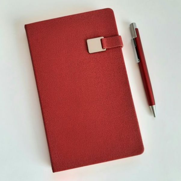Ежедневник Linnie красный
