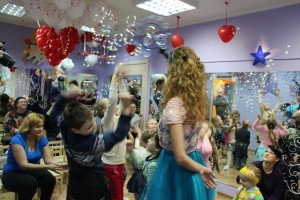 Маркетинговый календарь детского клуба. Февраль (Юлия Белоцерковская, Зарина Ивантер)